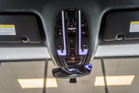 Used 2021 Porsche Cayenne image 47