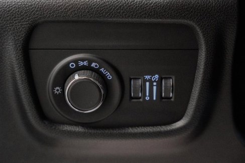 New 2025 Jeep Grand Cherokee Altitude image 39