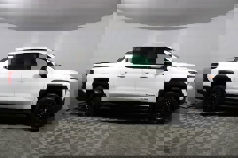 Used 2024 Chevrolet Silverado EV W/T image 37