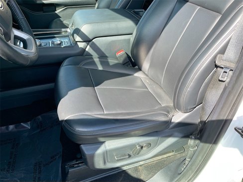 Used 2024 Ford Expedition Max XLT image 19