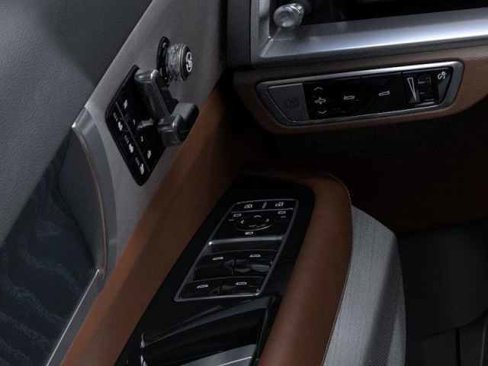 New 2026 Cadillac Vistiq Platinum w/ LPO, Floor Liner Package image 23