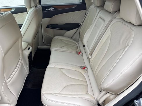 Used 2015 Lincoln MKC AWD w/ Equipment Group 102A Reserve image 8