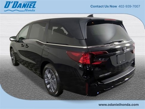 New 2026 Honda Odyssey Touring image 3