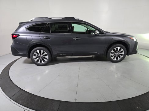 New 2025 Subaru Outback Touring image 6