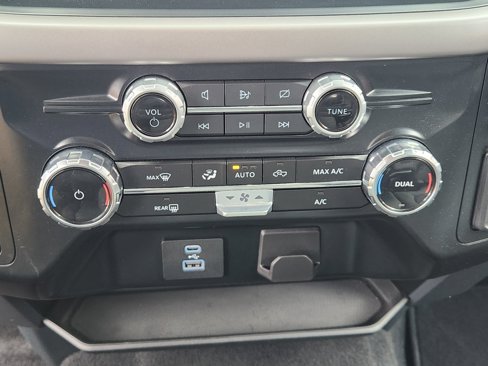 Used 2024 Ford F150 XLT image 26