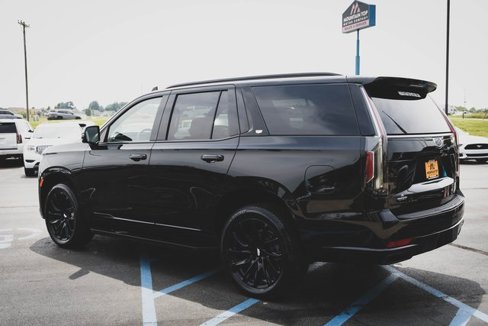 Used 2022 Cadillac Escalade Sport w/ LPO, ONYX Package image 30