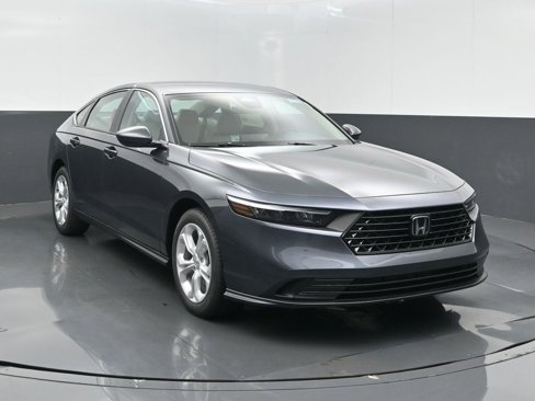 New 2025 Honda Accord LX image 2