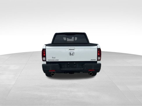 Used 2022 Honda Ridgeline Black Edition image 4