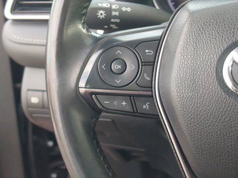 Used 2024 Toyota Camry SE image 19