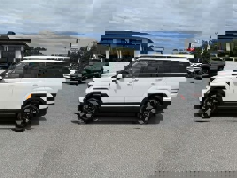 New 2026 Hyundai Santa Fe SE image 2