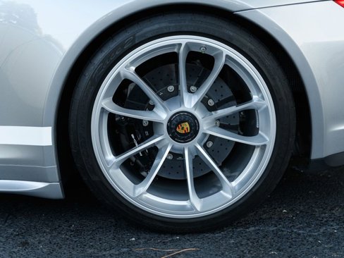 Used 2019 Porsche 911 Speedster image 13