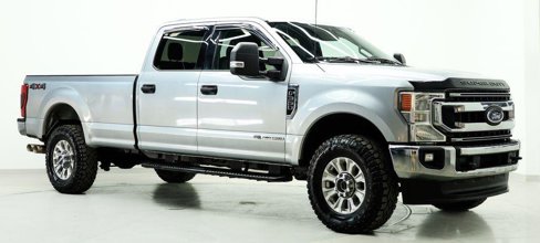 Used 2022 Ford F350 XLT w/ Camper Package image 1