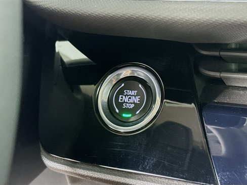 Used 2025 Buick Envision Preferred image 19