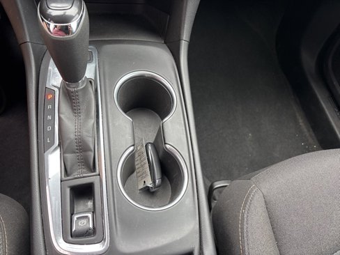 Used 2019 Chevrolet Equinox LT image 16