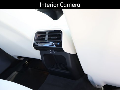 New 2026 BMW 530i xDrive w/ Executive Package image 17