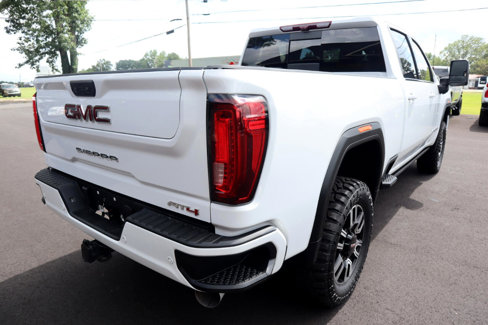 Used 2022 GMC Sierra 2500 AT4 w/ AT4 Premium Plus Package image 5