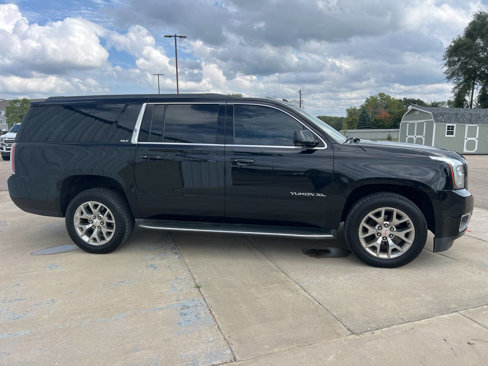 Used 2016 GMC Yukon XL SLT image 4