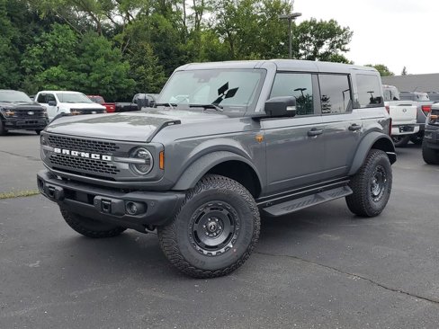 New 2025 Ford Bronco Badlands image 1