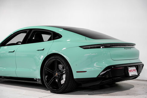 Used 2022 Porsche Taycan 4S image 44