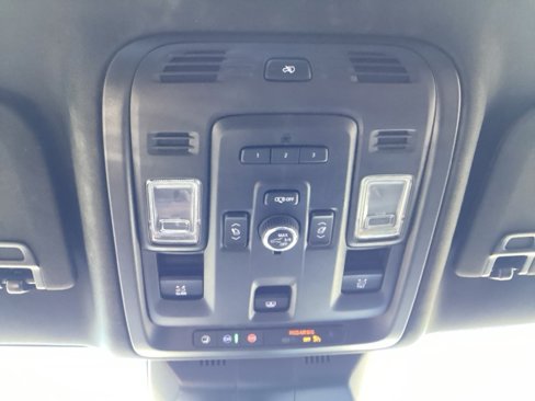 Used 2021 Cadillac Escalade Premium Luxury image 20