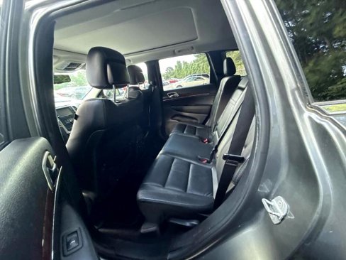 Used 2013 Jeep Grand Cherokee Limited w/ Trailer Tow Group IV image 11