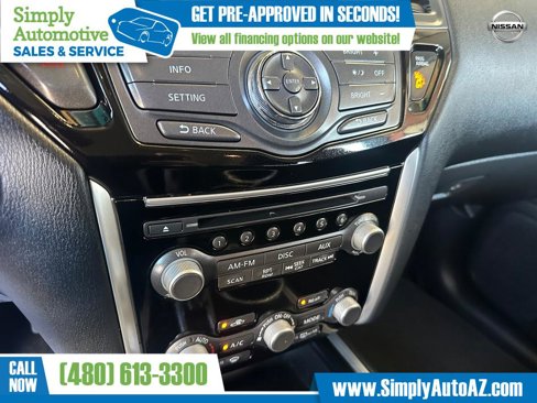 Used 2016 Nissan Pathfinder SV image 23