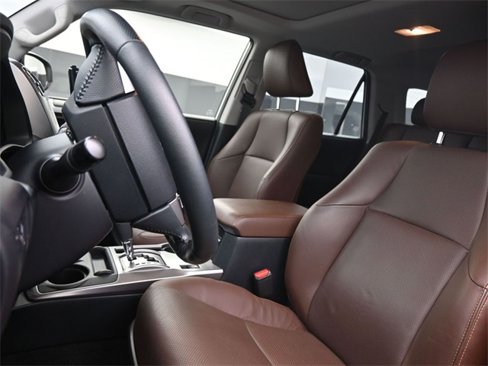 Used 2024 Toyota 4Runner Limited image 9