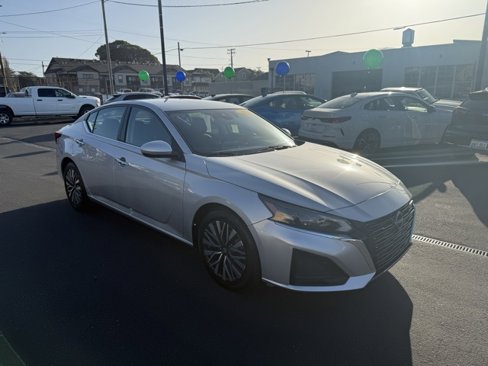 Used 2023 Nissan Altima 2.5 SV image 7