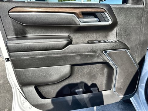 Used 2025 Chevrolet Silverado 1500 LT image 21