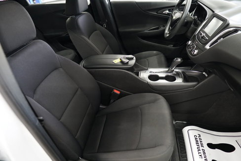 Used 2016 Chevrolet Malibu LT image 40