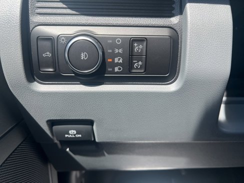 New 2026 Ford F250 4x4 SuperCab Super Duty image 27