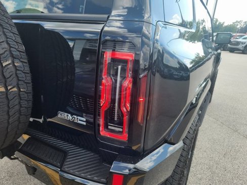 New 2026 GMC Hummer EV SUV image 6