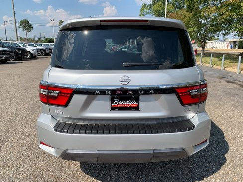 Used 2024 Nissan Armada SL w/ Captain's Chairs Package image 6
