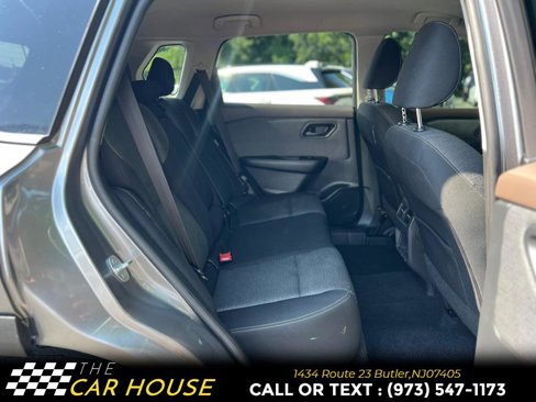 Used 2021 Nissan Rogue S image 19