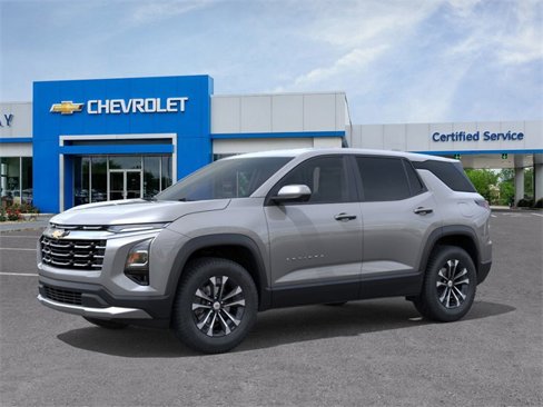 New 2026 Chevrolet Equinox LT w/ Safety and Technology Package image 2
