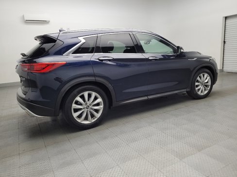 Used 2019 INFINITI QX50 Essential w/ Premium Heat Package image 10