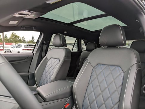 New 2026 Volkswagen Atlas Cross Sport SEL Premium R-Line image 24