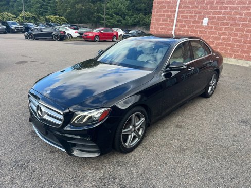 Used 2017 Mercedes-Benz E 300 4MATIC image 1