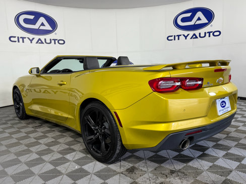 Used 2024 Chevrolet Camaro LT image 4