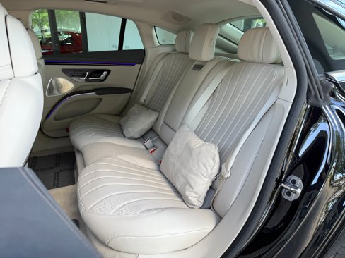 Used 2024 Mercedes-Benz EQS 450+ Sedan image 25