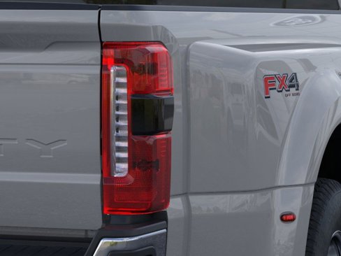 New 2026 Ford F350 Lariat image 21