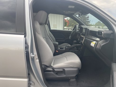 Used 2025 Toyota Tacoma SR5 image 29
