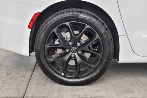 New 2026 Chrysler Pacifica Limited image 11