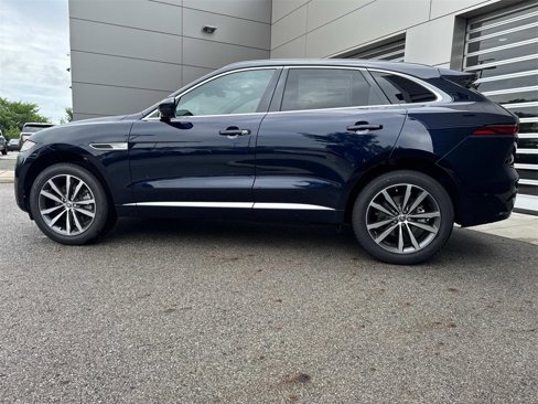New 2026 Jaguar F-PACE R-Dynamic S image 4