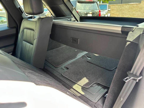 Used 2022 Land Rover Range Rover Sport HSE Silver Edition image 34