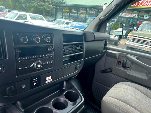 Used 2013 Chevrolet Express 2500 image 9
