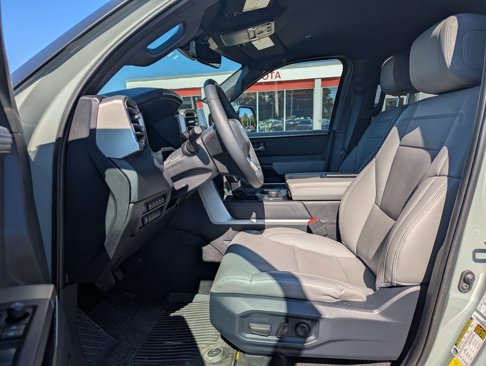 Used 2025 Toyota Tundra Limited image 16