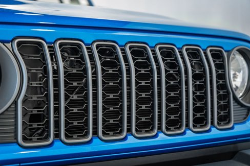 New 2025 Jeep Gladiator Sport image 9