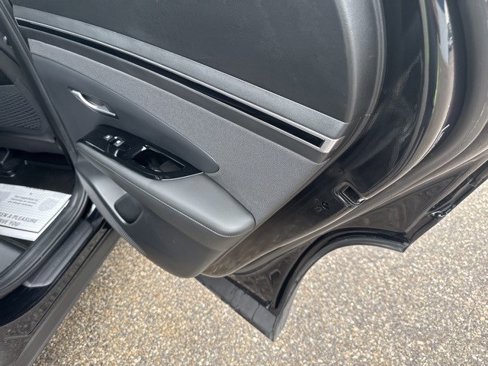 Used 2022 Hyundai Tucson Limited image 15