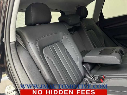 Used 2023 Audi Q5 2.0T Premium Plus w/ Premium Plus Package image 19
